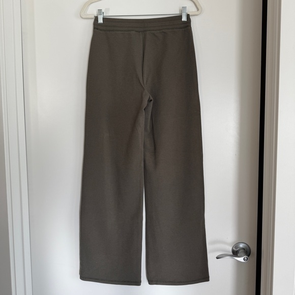 Aritzia TNA Wafflex Pant - Picture 7 of 8